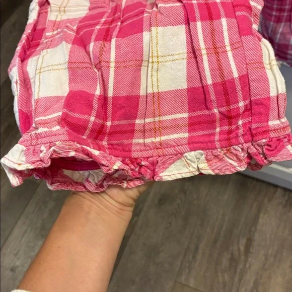 PINK Victoria's Secret Pink, white, and gold Plaid pajama Pants - Picture 5 of 9
